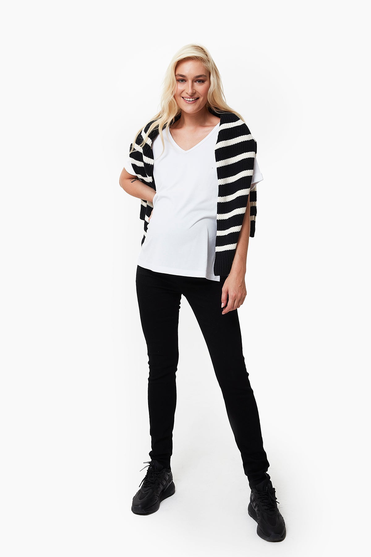 Aura Maternity V-Neck Tee